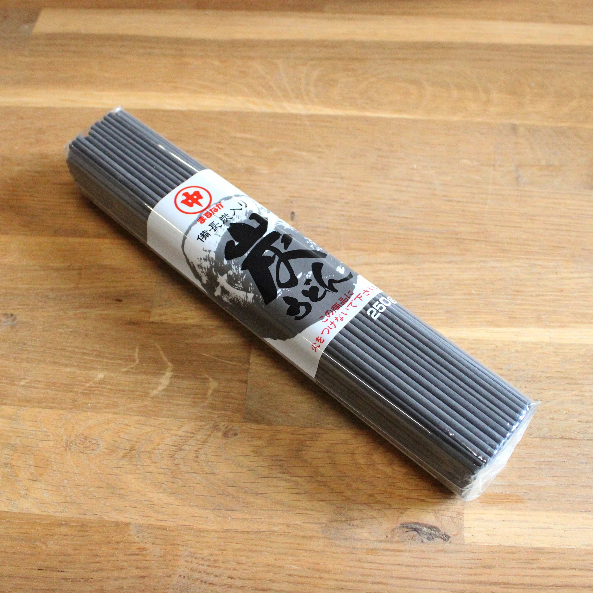Black Binchotan Udon Noodles - 250g - Image 2