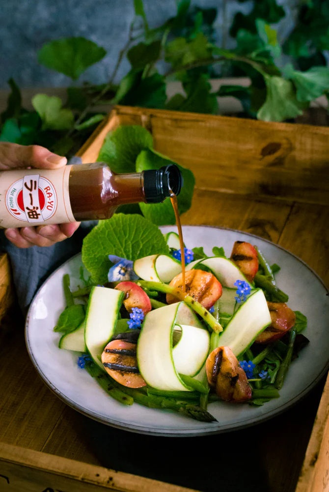 Spicy Ra-Yu Pepper Sauce - 200g - Image 2