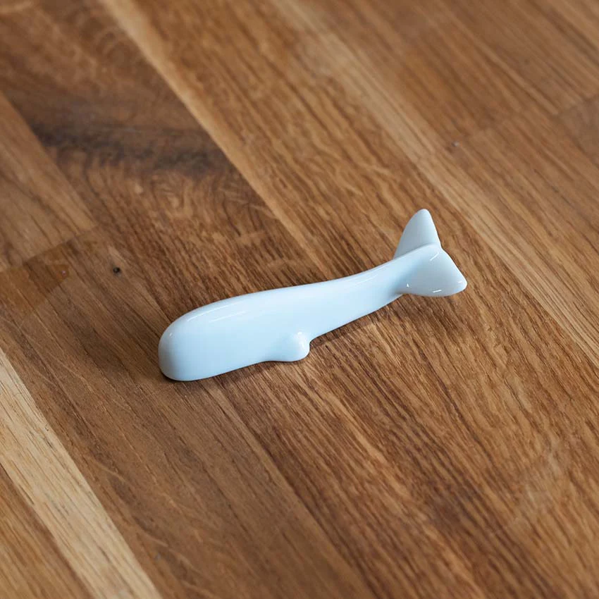 Whale Chopstick Rest - White - Image 4